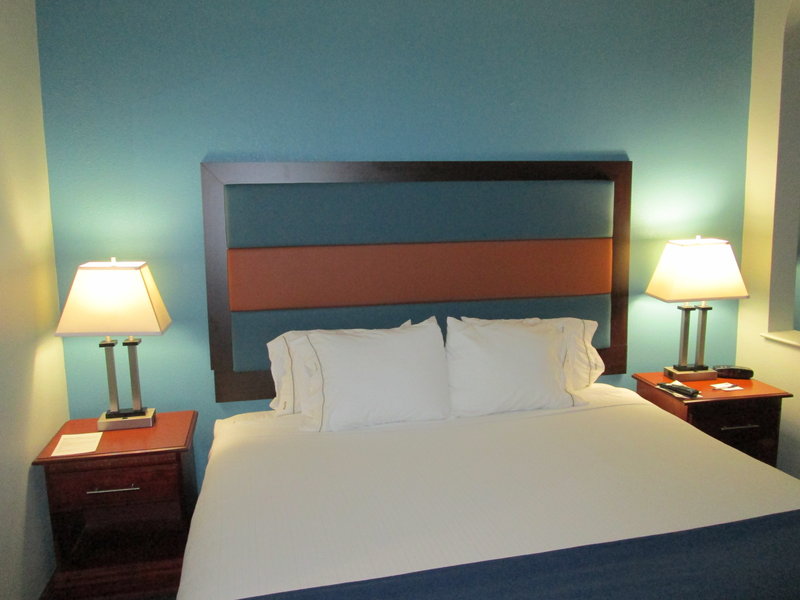 Holiday Inn Express PLYMOUTH - Kelford, NC