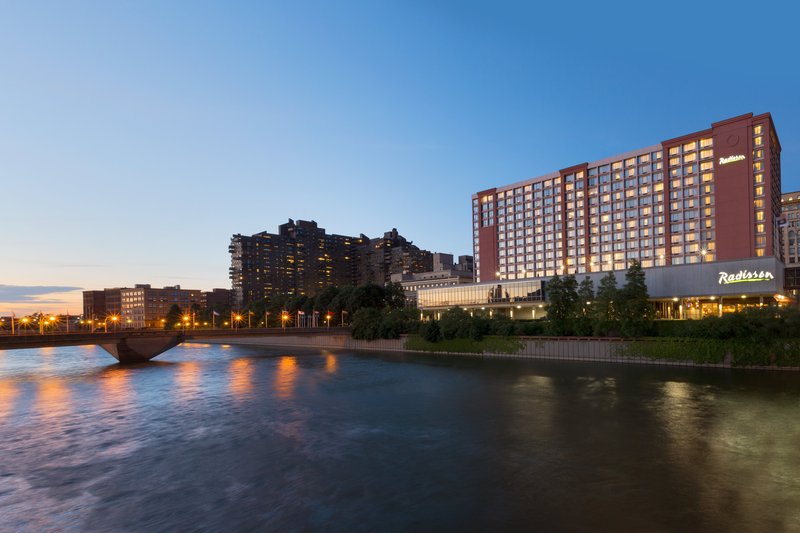 Clarion Hotel Riverside - Rochester, NY