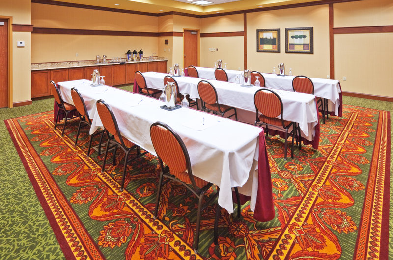 Holiday Inn Express & Suites Springfield - Springfield, MO