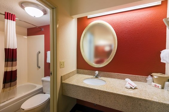 Red Roof Inn Mystic-New London - New London, CT