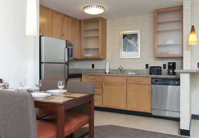 Residence Inn By Marriott Moline Quad Cities - Moline, IL
