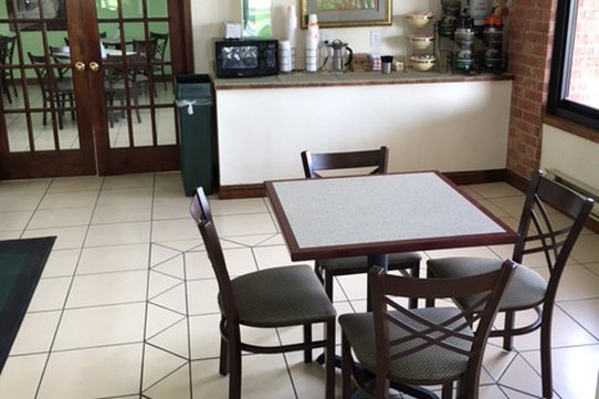 Quality Inn - Columbia City, IN
