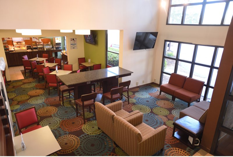 Holiday Inn Express ANDERSON-I-85 (EXIT 27-HWY 81) - Anderson, SC