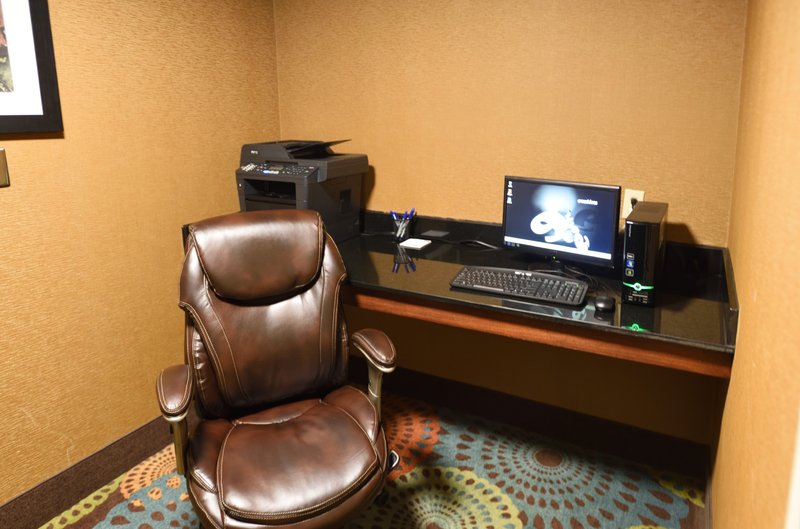 Holiday Inn Express ANDERSON-I-85 (EXIT 27-HWY 81) - Anderson, SC