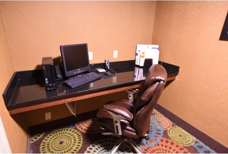 Holiday Inn Express ANDERSON-I-85 (EXIT 27-HWY 81) - Anderson, SC