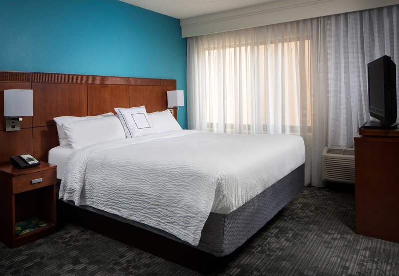 Courtyard By Marriott Boca Raton - Boca Raton, FL