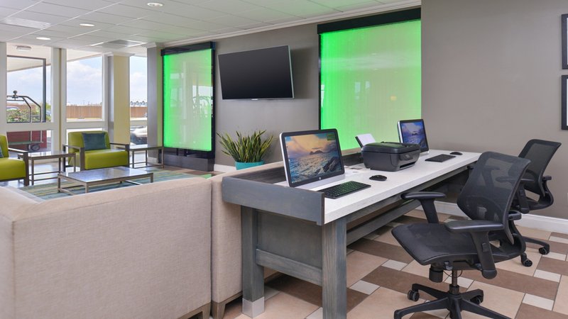 Holiday Inn Express & Suites CORPUS CHRISTI-N PADRE ISLAND - Corpus Christi, TX