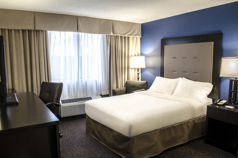 Holiday Inn - Fargo, ND