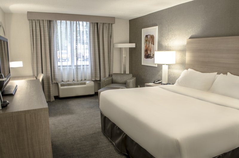 Holiday Inn - Fargo, ND
