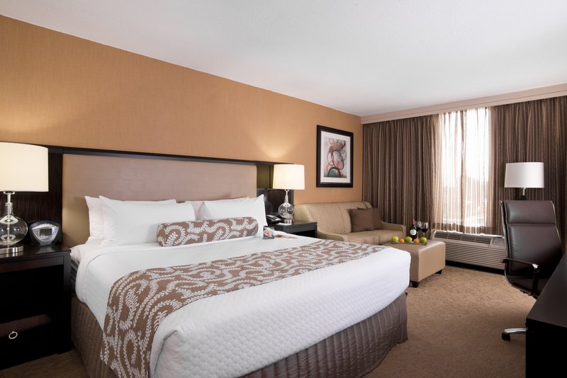 Crowne Plaza GREENVILLE-I-385-ROPER MTN RD - Greenville, SC