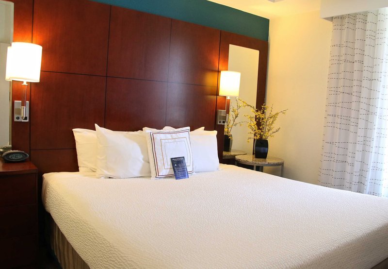 Residence Inn by Marriott Newport News Airport - Newport News, VA