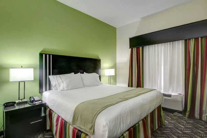 Holiday Inn Express - Richmond Hill, GA