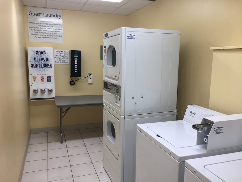 Holiday Inn Westbury-Long Island - Williston Park, NY