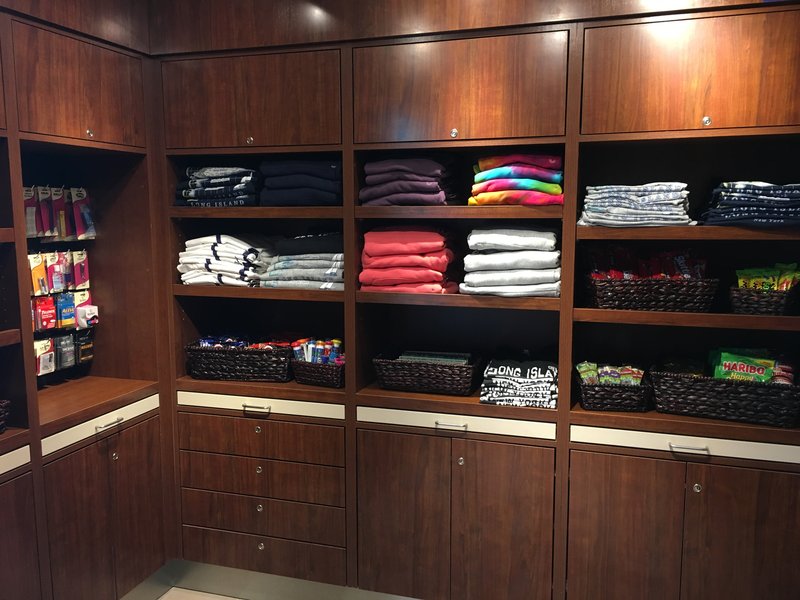 Holiday Inn Westbury-Long Island - Williston Park, NY