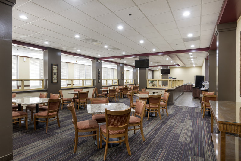 Clarion Hotel Detroit Metro Airport - Romulus, MI
