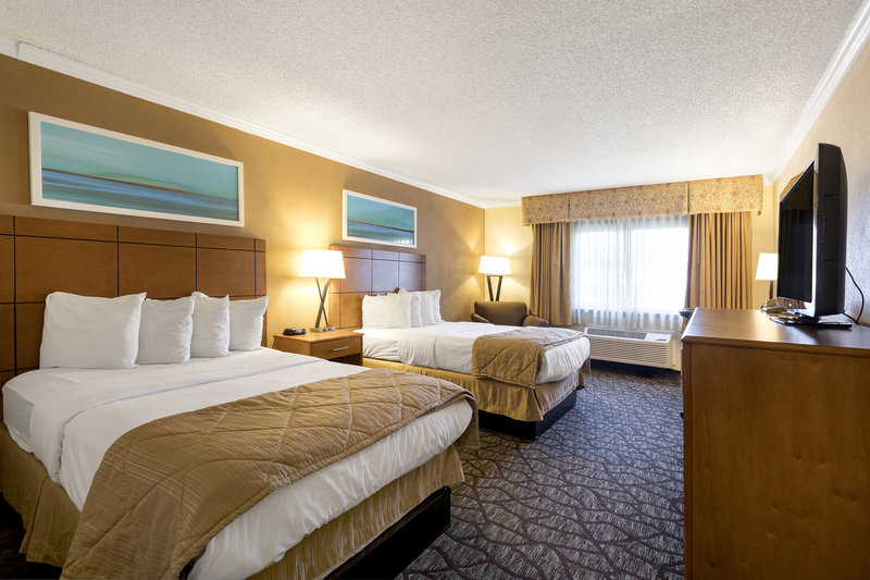 Clarion Hotel Detroit Metro Airport - Romulus, MI