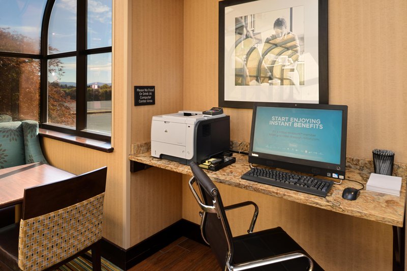 Hampton Inn Staunton - Staunton, VA