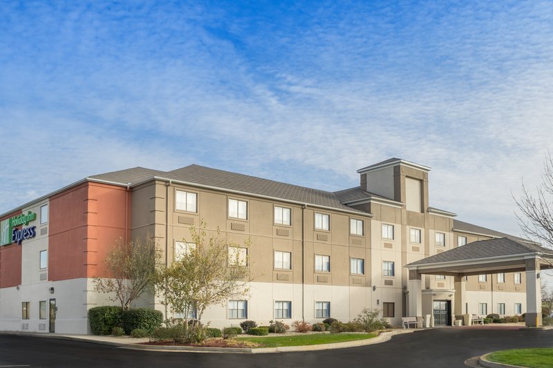 Holiday Inn Express HOWE (STURGIS, MI) - Howe, IN