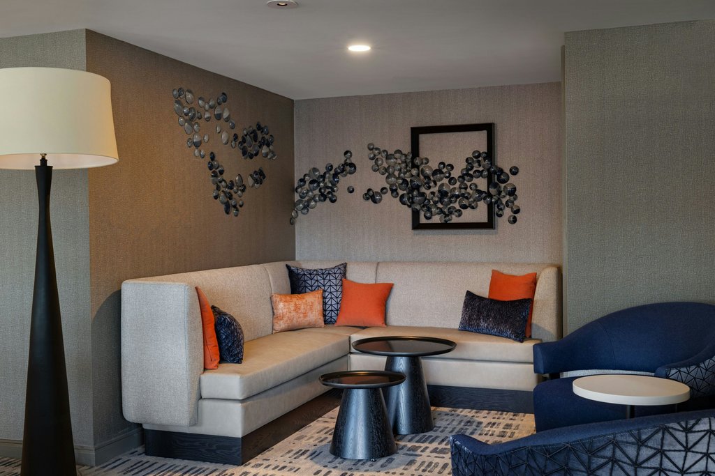 Renaissance Boston Waterfront Hotel by Marriott - Tap to explore photos