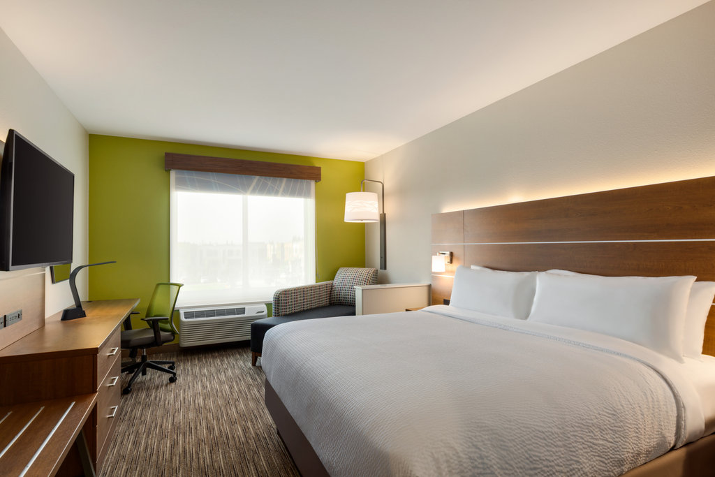 Holiday Inn Express & Suites HAYWARD - Tap to explore photos