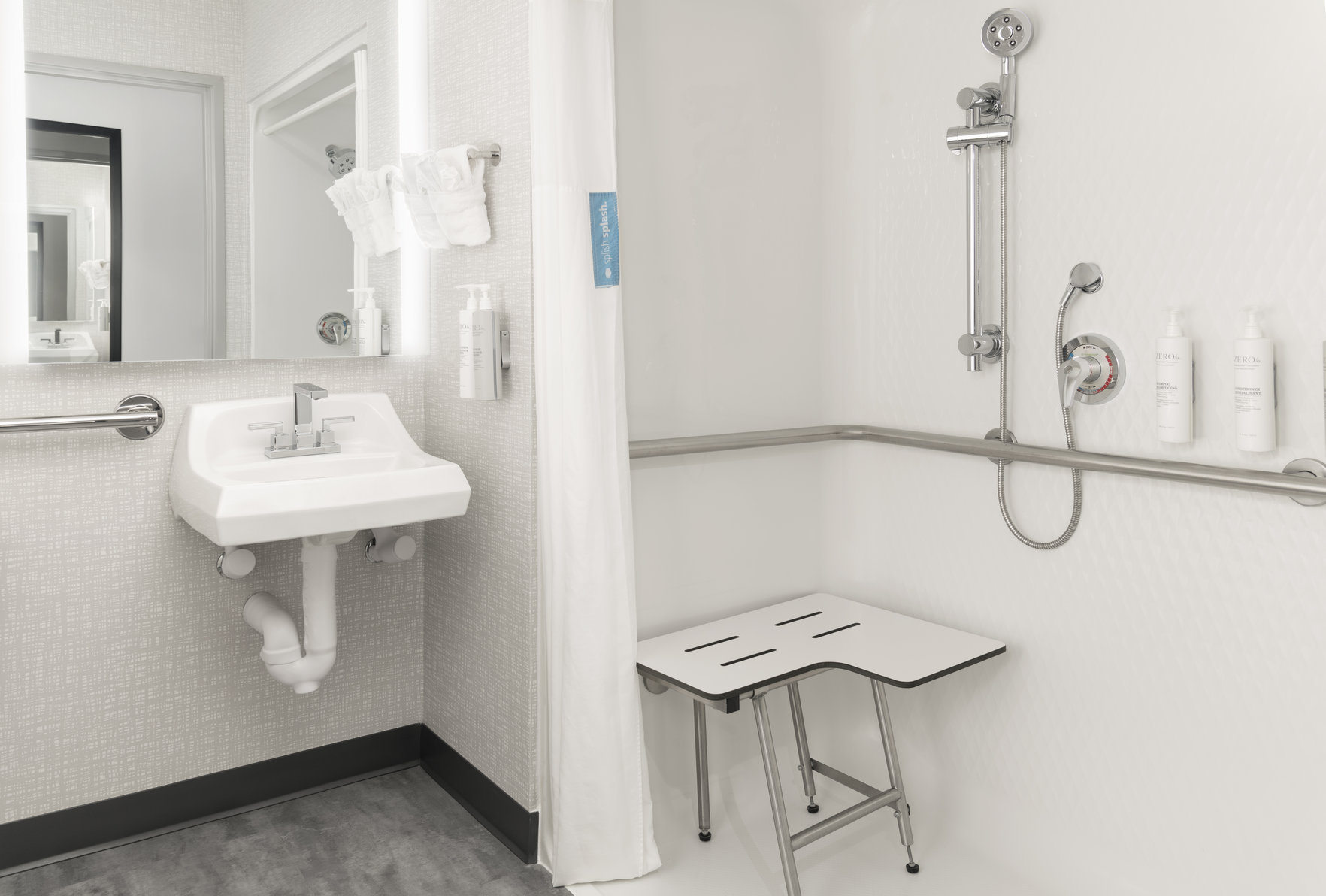 Hampton Inn by Hilton Olathe - Tap to explore photos