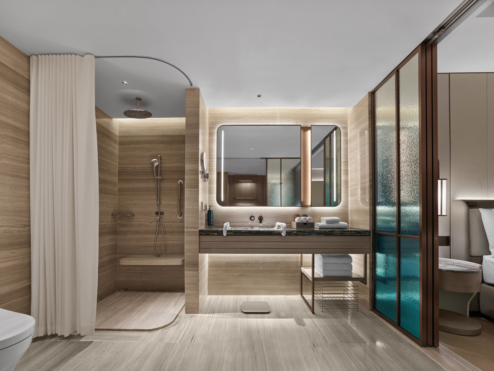 DoubleTree by Hilton Chengdu Xinglong Lake - Tap to explore photos