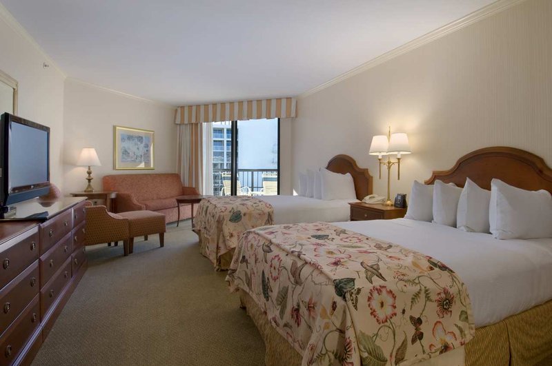 Hilton Marco Island Beach Resort And Spa - Marco Island, FL