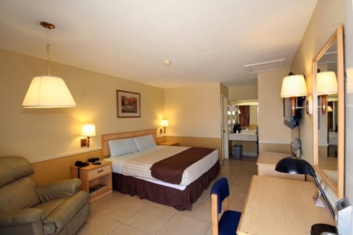 Americas Best Value Inn - Edinburg, TX
