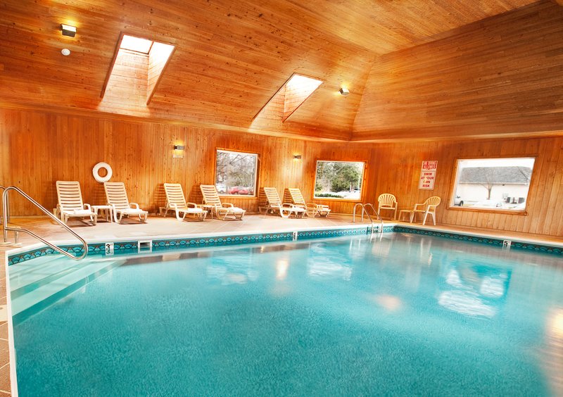 BEST WESTERN PLUS Windjammer Inn & Conference Center - South Burlington, VT