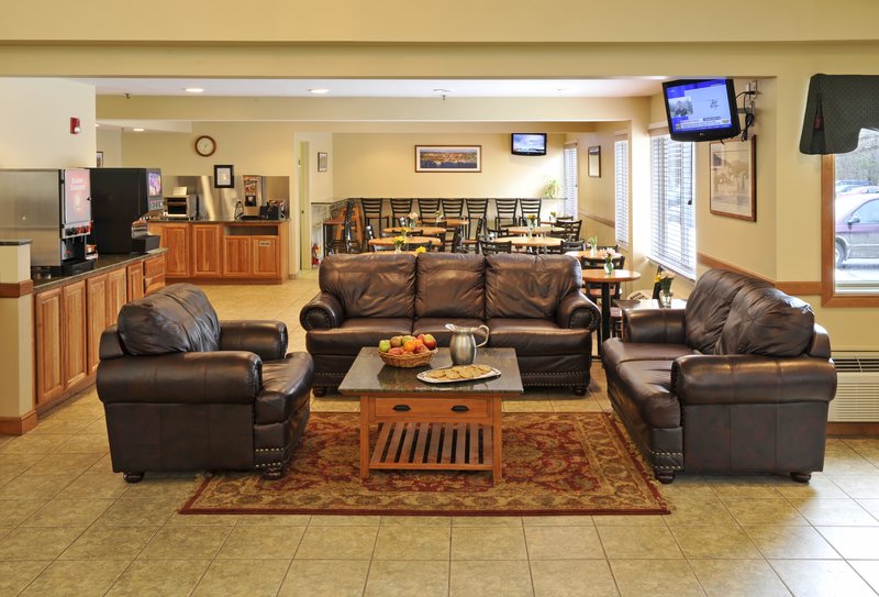 BEST WESTERN PLUS Windjammer Inn & Conference Center - South Burlington, VT