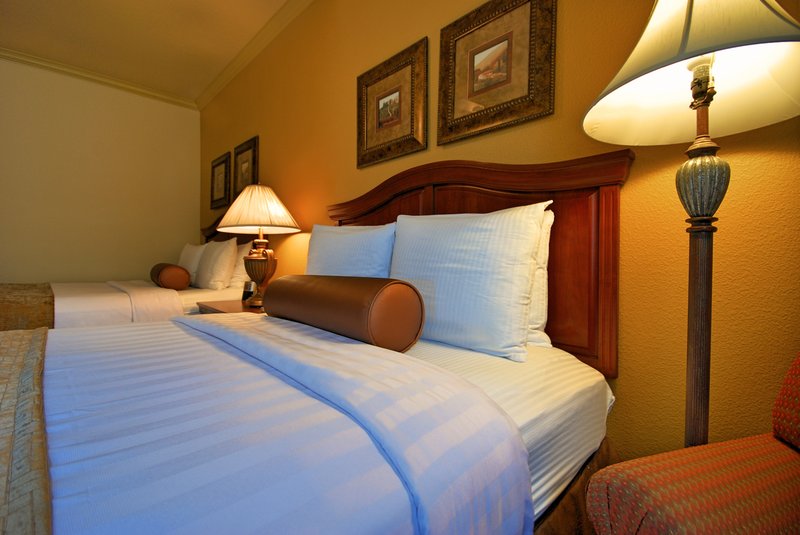 Best Western Plus-Crown Colony - Lufkin, TX