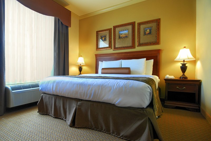 Best Western Plus-Crown Colony - Lufkin, TX
