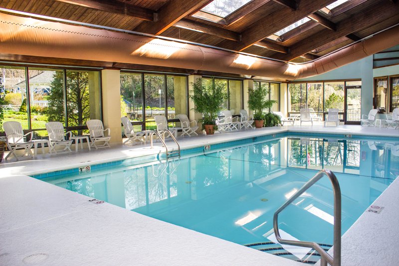 Meadowbrook Inn - Blowing Rock, NC