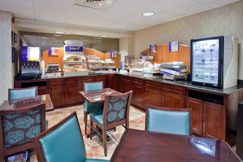 Holiday Inn Express ATLANTA-KENNESAW - Woodstock, GA
