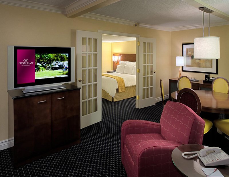 Crowne Plaza CHARLOTTE EXECUTIVE PARK - Charlotte, NC