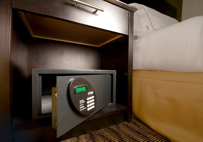 Holiday Inn Express - Welcome, MD