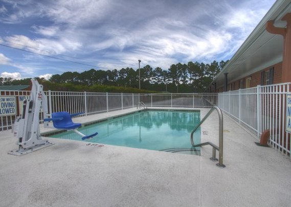 Rodeway Inn - Santee, SC