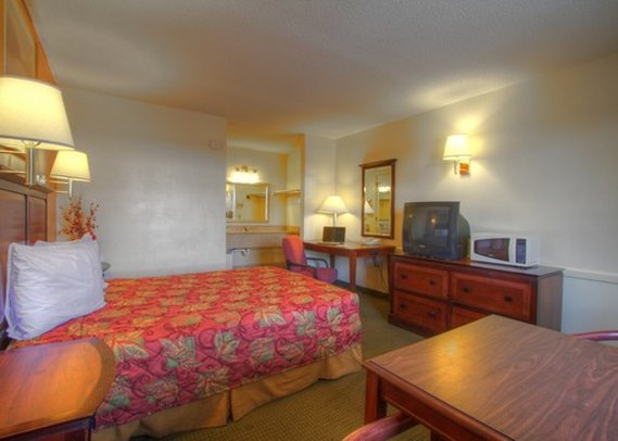 Rodeway Inn - Santee, SC