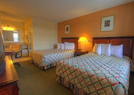 Rodeway Inn - Santee, SC