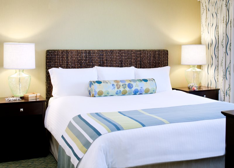 Sea Crest Beach Hotel - North Falmouth, MA