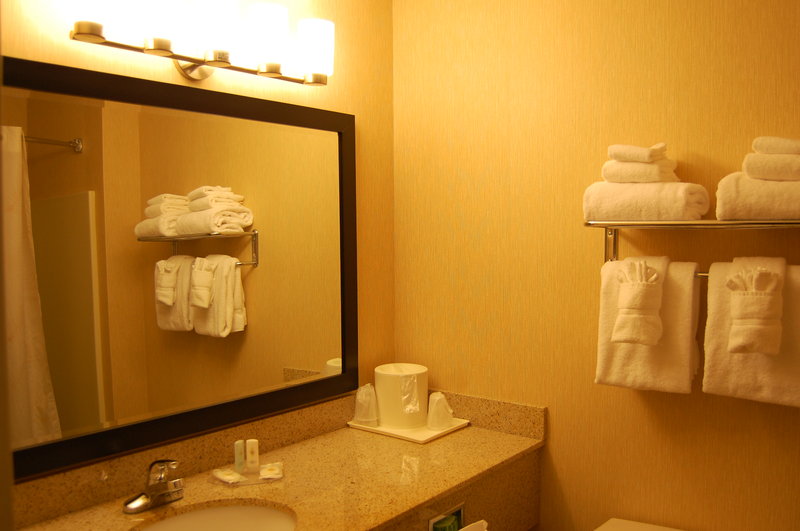 Comfort Inn - Ludlow, MA