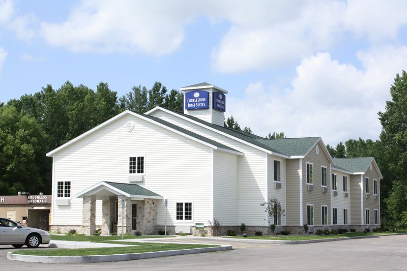 Cobblestone Inn - Brillion, WI