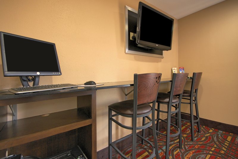 Best Western-Cedar Inn - Cedar Park, TX