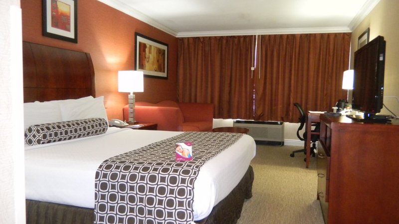 Crowne Plaza MONROE SOUTH BRUNSWICK - Monroe Township, NJ