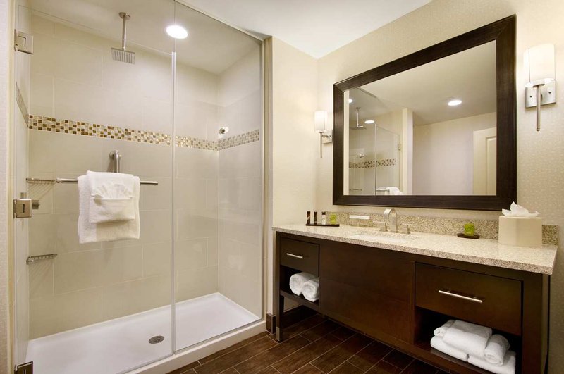 Embassy Suites By Hilton Fayetteville Fort Bragg - Fayetteville, NC