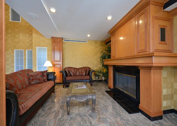 Comfort Suites-Marina - Oceanside, CA