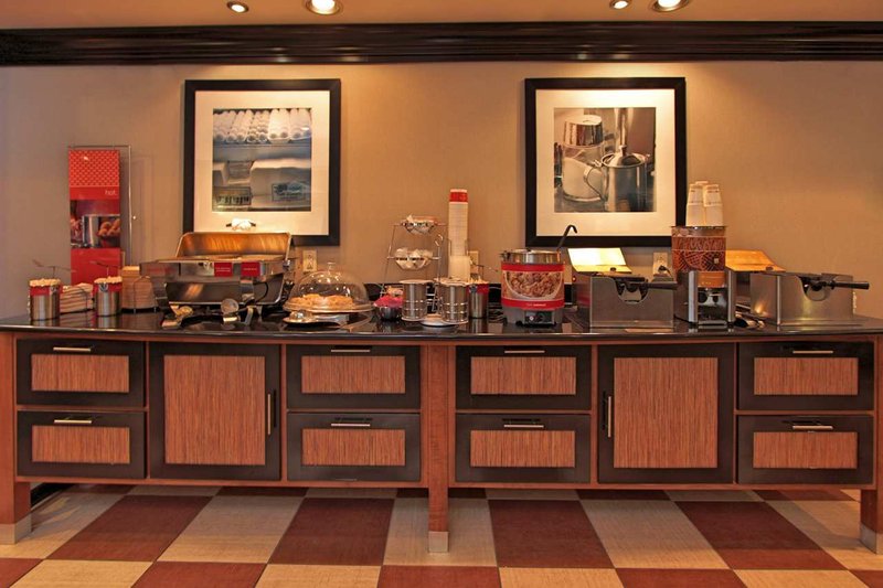 Hampton Inn Defiance - Defiance, OH