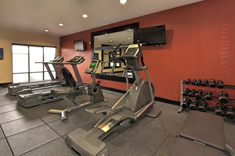 Hampton Inn Defiance - Defiance, OH