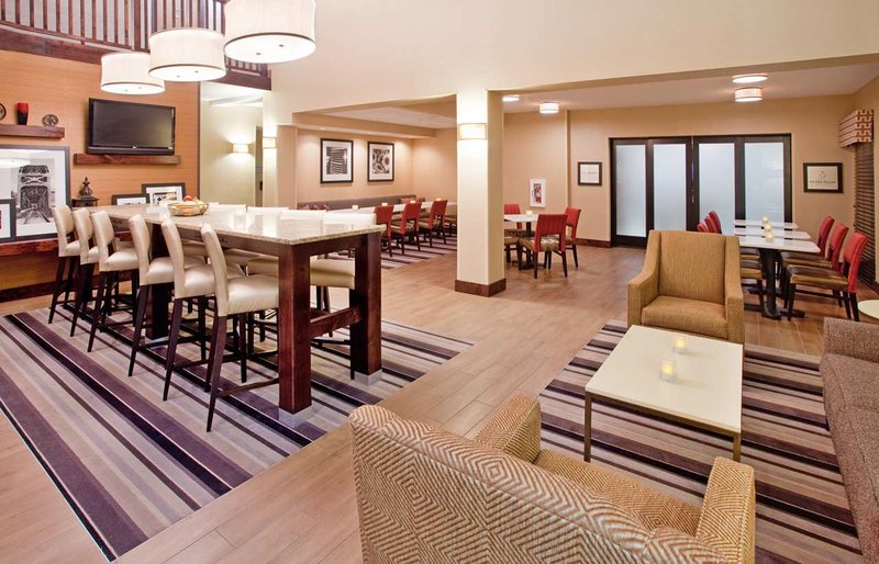 Hampton Inn Lawrence - Lawrence, KS