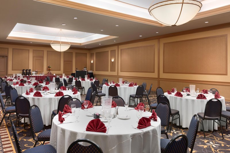 Embassy Suites By Hilton Pittsburgh International Airport - Coraopolis, PA